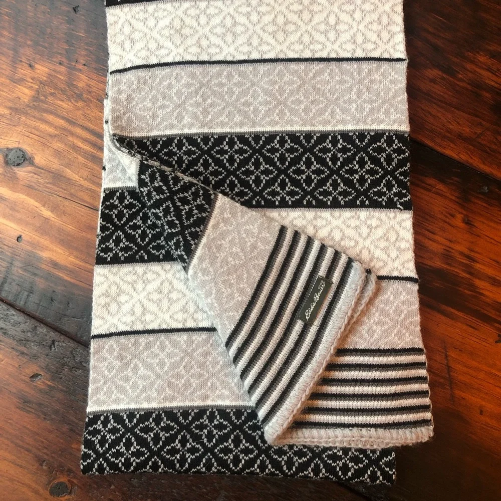 Eddie Bauer Black, Gray & Cream Patterned Knit Scarf